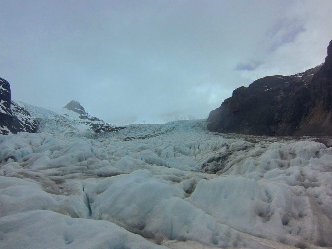 Dry Glacier Calluqeueo